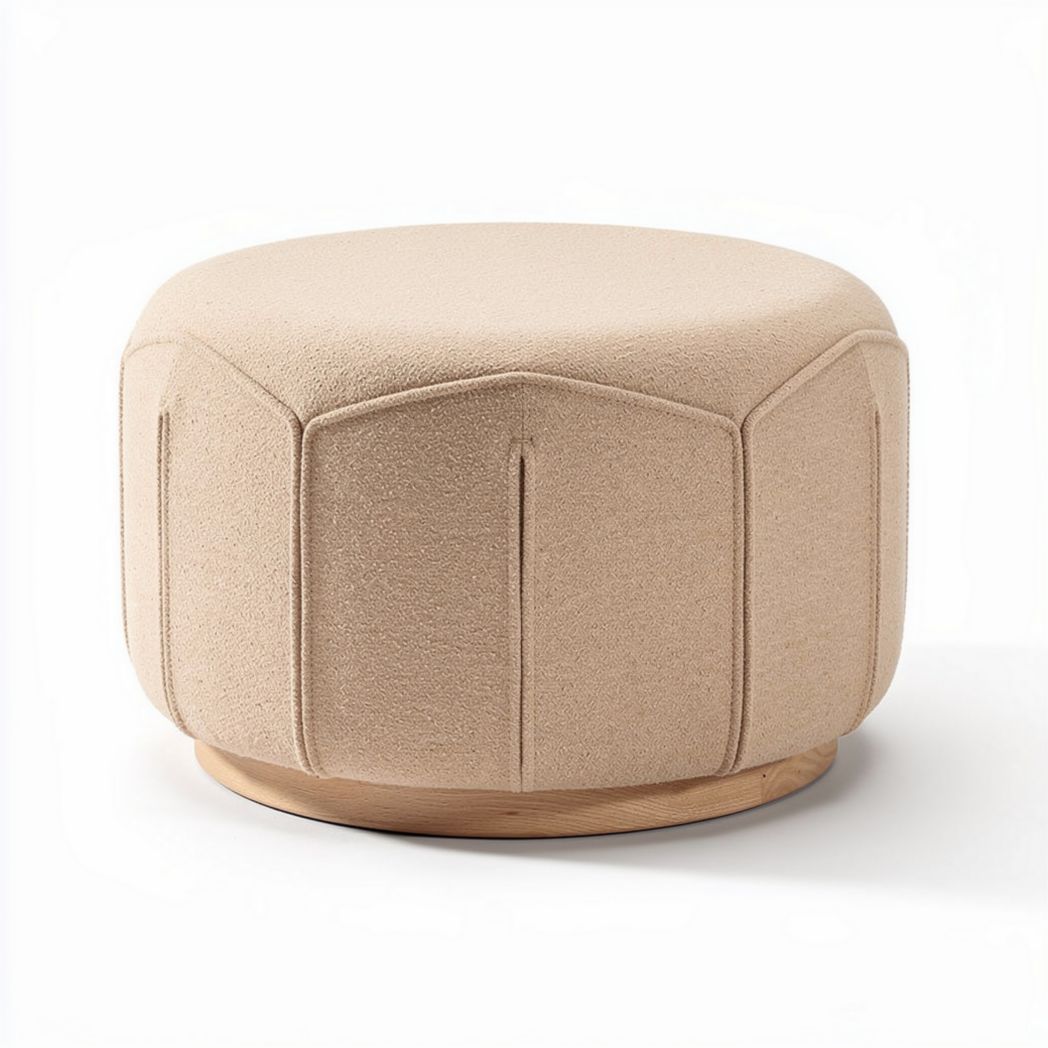 Sitzpouf aus beigem stoff mit runder form und holzfuß 50 x 50 x 40cm